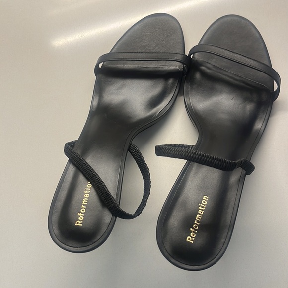 New Reformation Glena Strappy Heeled Sandal - Picture 4 of 5